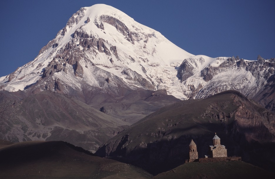 Zminda Sameba Gergetier Dreifaltigkeitskirche Kazbek Georgien Fotografie Marc Keller